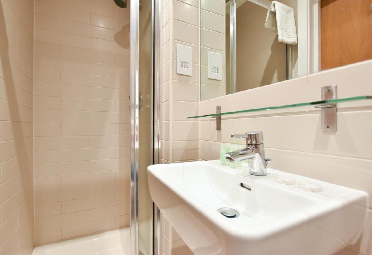 St James House Serviced Apartments By Concept Apartments Лондон Экстерьер фото